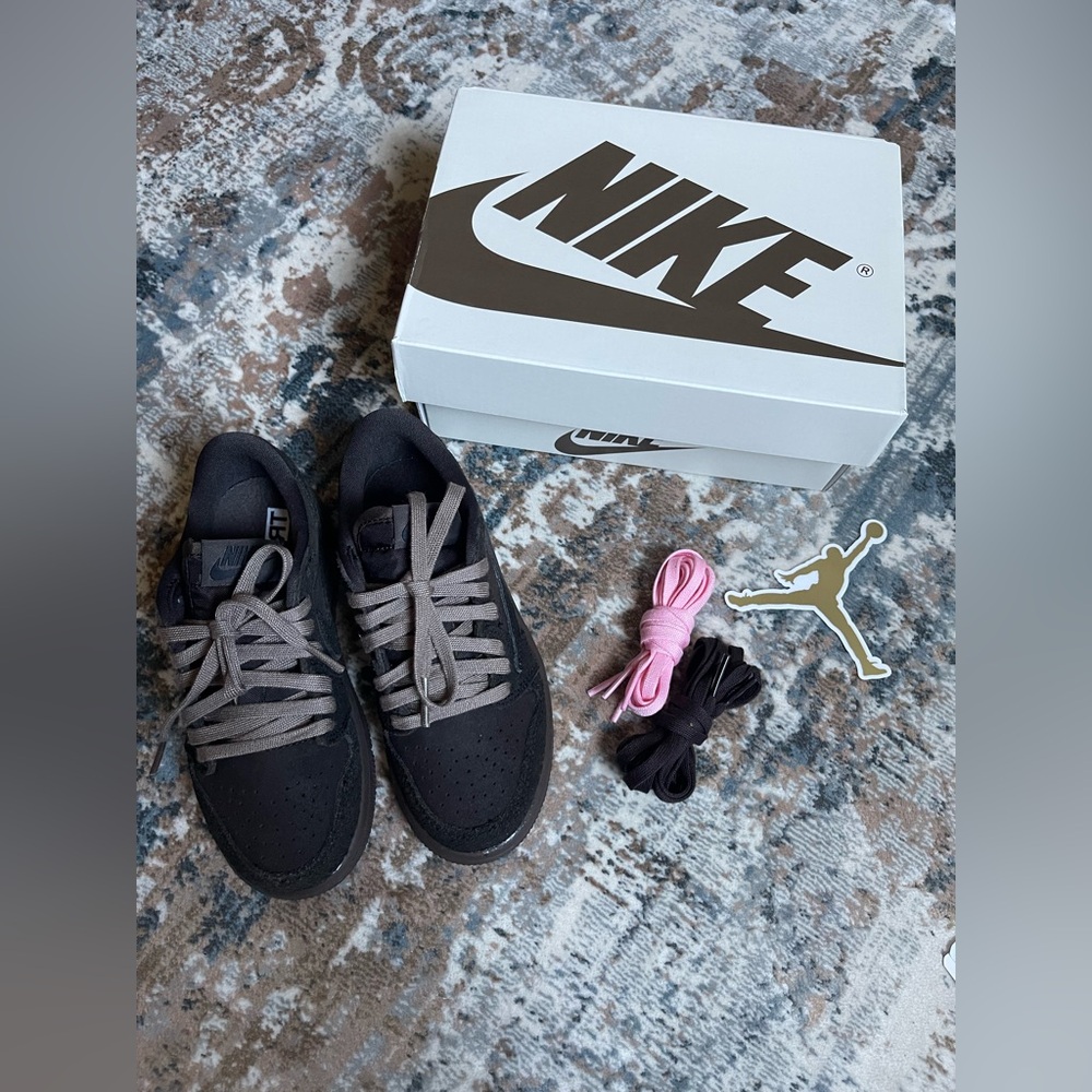 NIB Nike Air Jordan 1 Low OG SP (PS) Travis Scott Velvet Brown Sz. 11C Kids